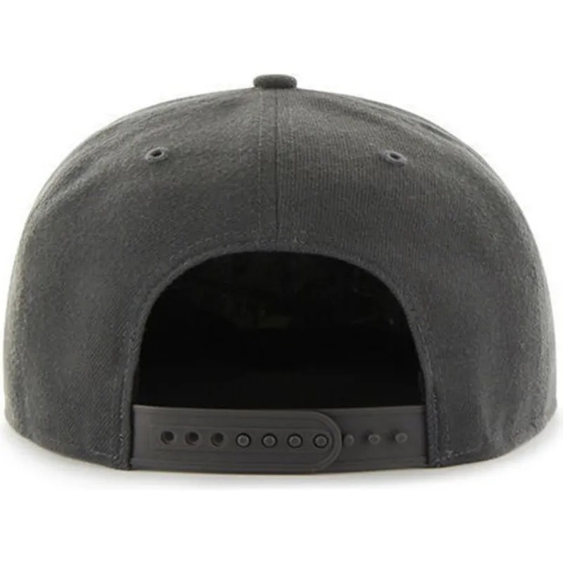 kapa-ravna-crna-snapback-new-york-yankees-mlb-47-brand