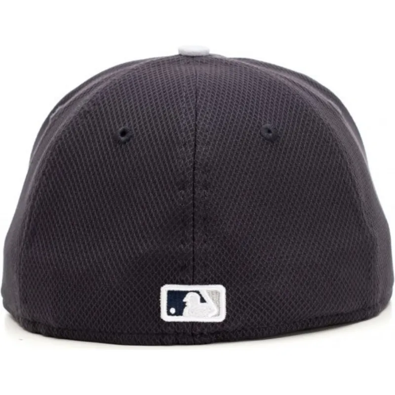 kapa-ravna-mornarsko-plava-prilagodena-59fifty-diamond-era-new-york-yankees-mlb-new-era