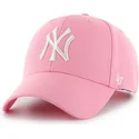 kapa-zaobljena-ruzicasta-snapback-new-york-yankees-mlb-47-brand