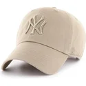 kapa-zaobljena-bez-podesiv-new-york-yankees-mlb-47-brand