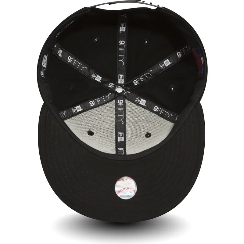 kapa-ravna-crna-snapback-ajustable-9fifty-white-on-black-new-york-yankees-mlb-new-era kapa-ravna-crna-snapback-ajustable-9fifty-white-on-black-new-york-yankees-mlb-new-era