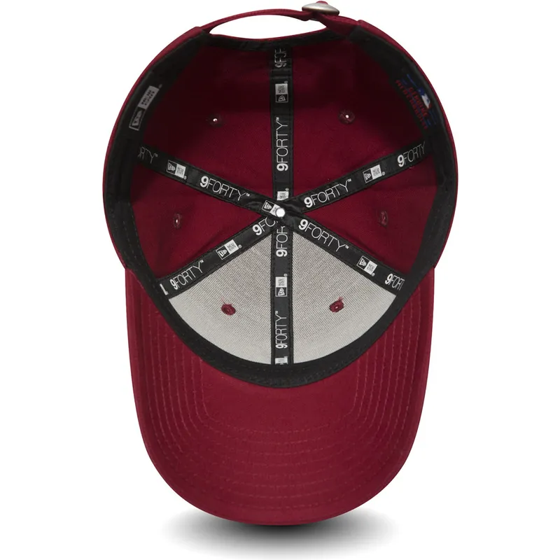 kapa-zaobljena-crvena-podesiv-cardenal-9forty-essential-new-york-yankees-mlb-new-era kapa-zaobljena-crvena-podesiv-cardenal-9forty-essential-new-york-yankees-mlb-new-era