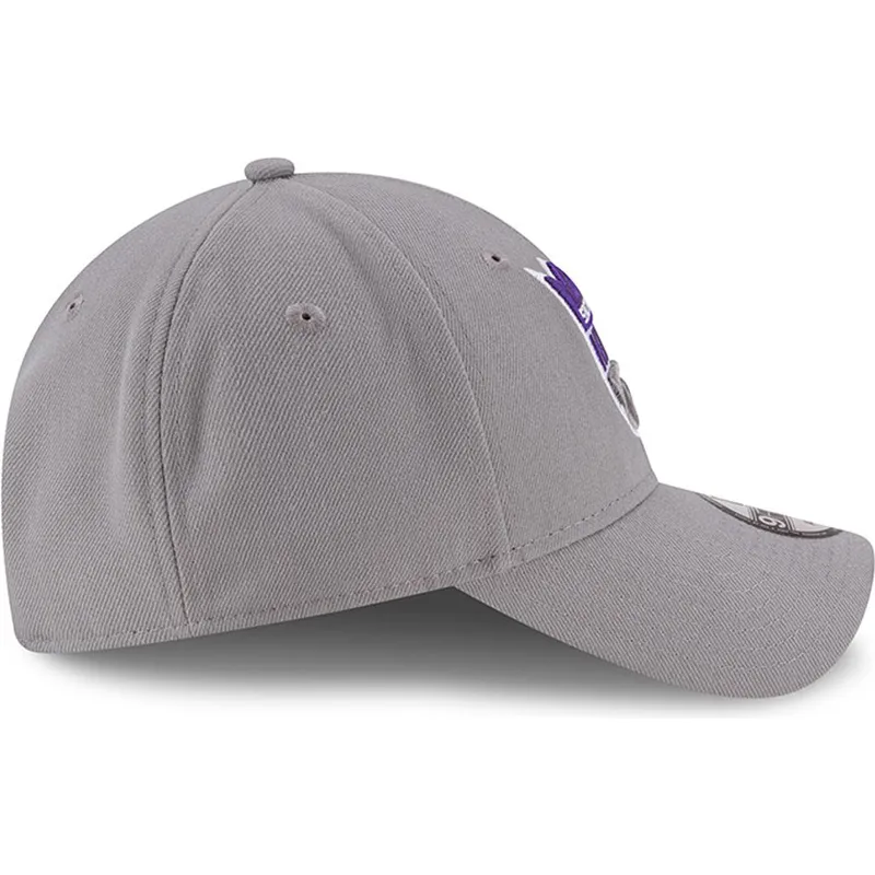 kapa-zaobljena-siva-podesiv-9forty-the-league-sacramento-kings-nba-new-era