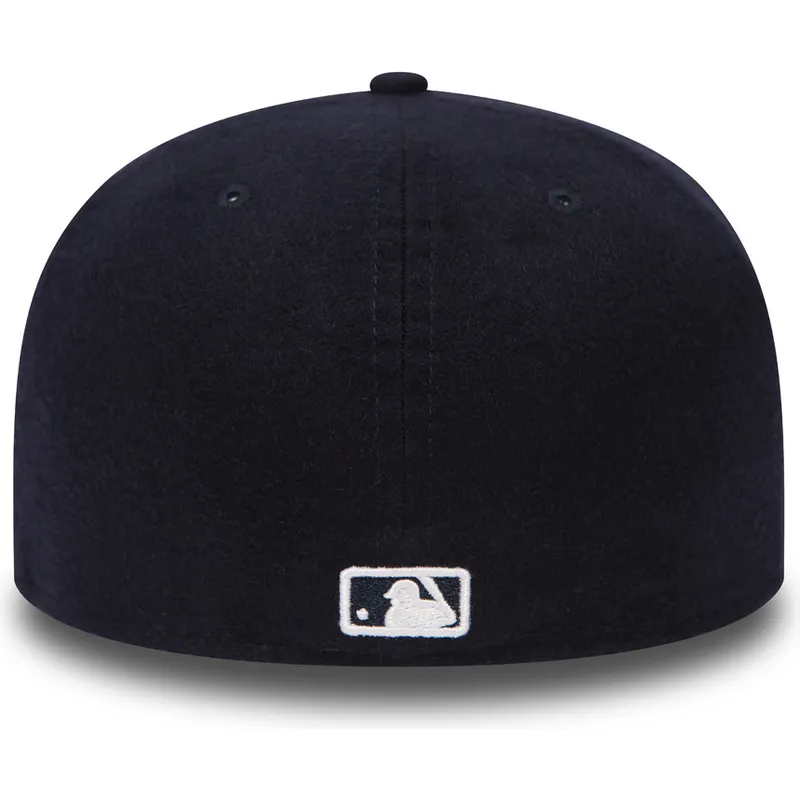 kapa-ravna-mornarsko-plava-prilagodena-59fifty-camel-hair-new-york-yankees-mlb-new-era kapa-ravna-mornarsko-plava-prilagodena-59fifty-camel-hair-new-york-yankees-mlb-new-era