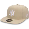 kapa-ravna-ruzicasta-snapback-9fifty-lightweight-essential-new-york-yankees-mlb-new-era