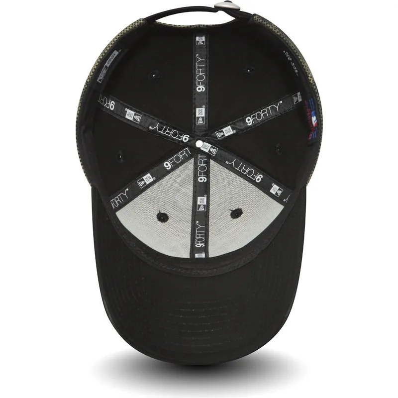 kapa-zaobljena-maskirni-podesiv-9forty-mesh-overlay-new-york-yankees-mlb-new-era