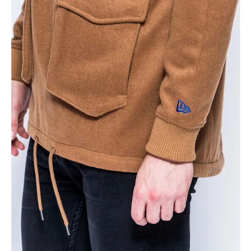 majice-s-kapuljacom-s-kapuljacom-smeda-pullover-hoody-premium-classics-new-era majice-s-kapuljacom-s-kapuljacom-smeda-pullover-hoody-premium-classics-new-era