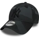 kapa-zaobljena-maskirni-podesiv-9twenty-essential-packable-new-york-yankees-mlb-new-era