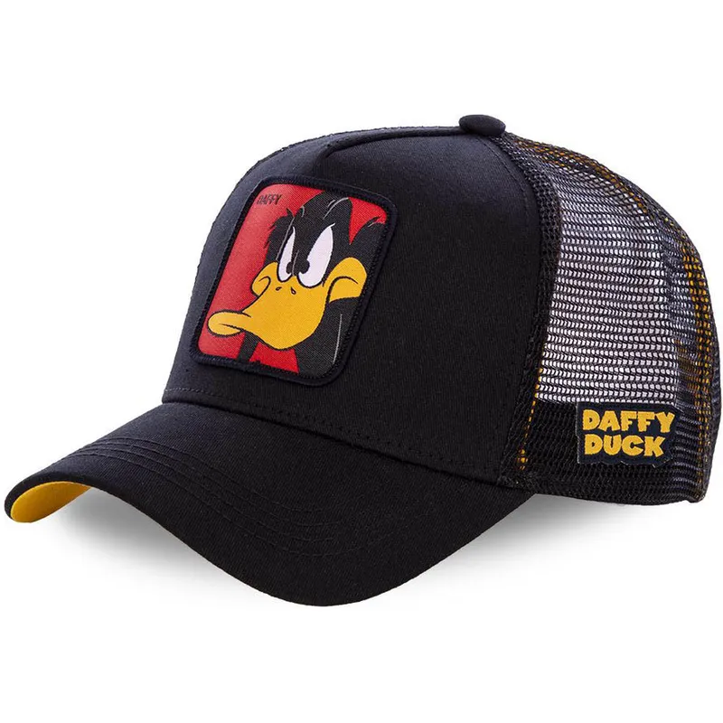 cap-zaobljena-black-snapback-daffy-duck-looney-tunes-capslab