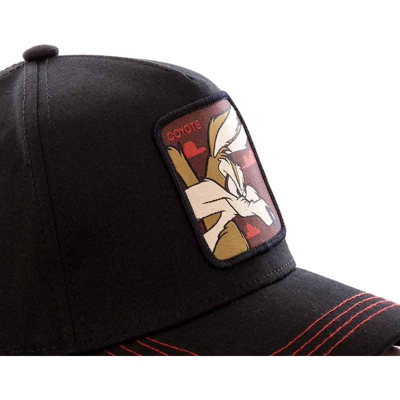 kapa-zaobljena-crna-snapback-coy3-kojot-looney-tunes-capslab