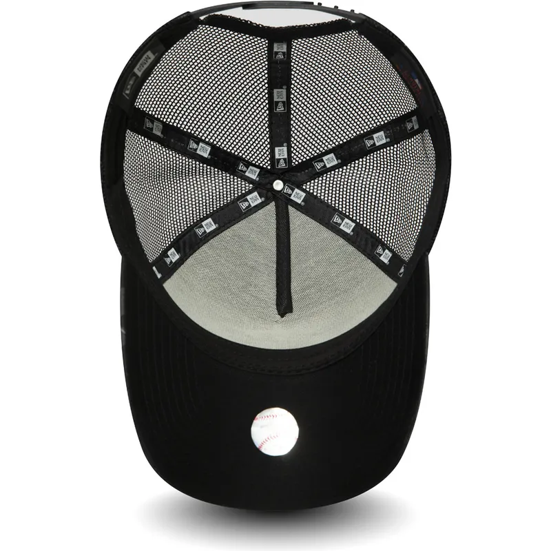 kapa-zaobljena-maskirni-snapback-essential-camo-a-frame-new-york-yankees-mlb-new-era