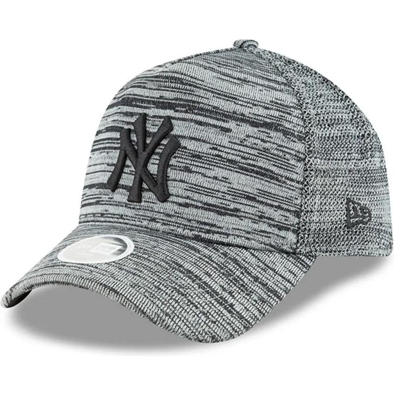 kapa-zaobljena-siva-snapback-ajustable-9forty-engineered-fit-new-york-yankees-mlb-new-era