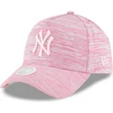 kapa-zaobljena-ruzicasta-snapback-ajustable-9forty-a-frame-engineered-fit-new-york-yankees-mlb-new-era
