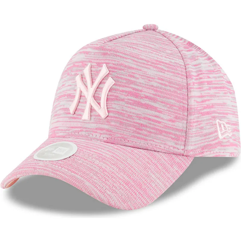 kapa-zaobljena-ruzicasta-snapback-ajustable-9forty-a-frame-engineered-fit-new-york-yankees-mlb-new-era kapa-zaobljena-ruzicasta-snapback-ajustable-9forty-a-frame-engineered-fit-new-york-yankees-mlb-new-era