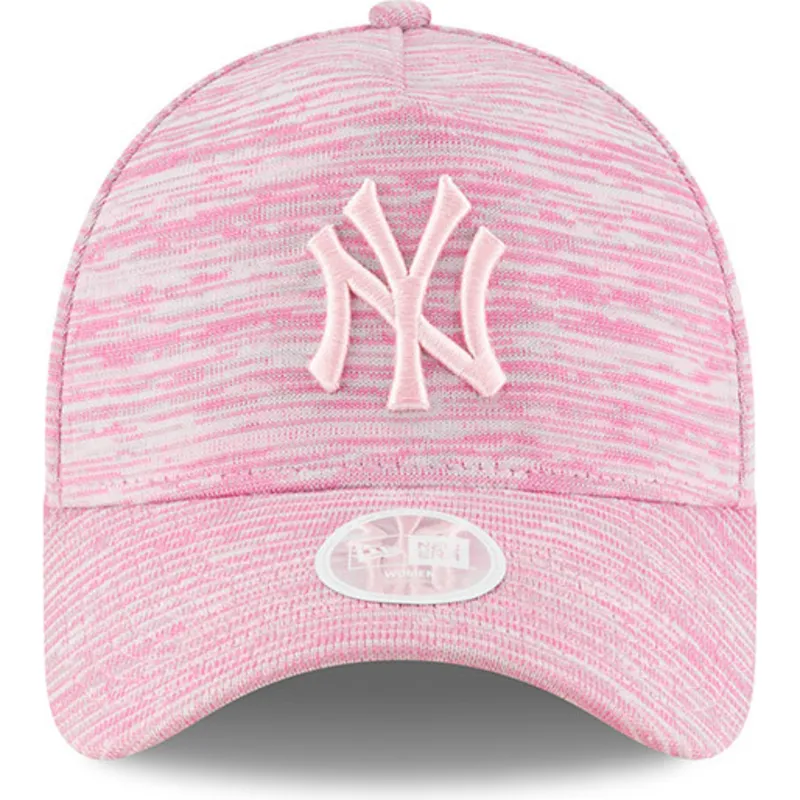 kapa-zaobljena-ruzicasta-snapback-ajustable-9forty-a-frame-engineered-fit-new-york-yankees-mlb-new-era kapa-zaobljena-ruzicasta-snapback-ajustable-9forty-a-frame-engineered-fit-new-york-yankees-mlb-new-era