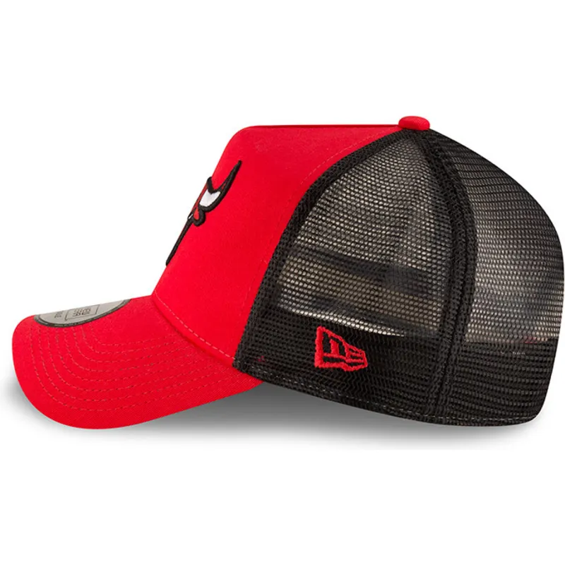 kapa-zaobljena-crvena-snapback-9forty-team-chicago-bulls-nba-new-era
