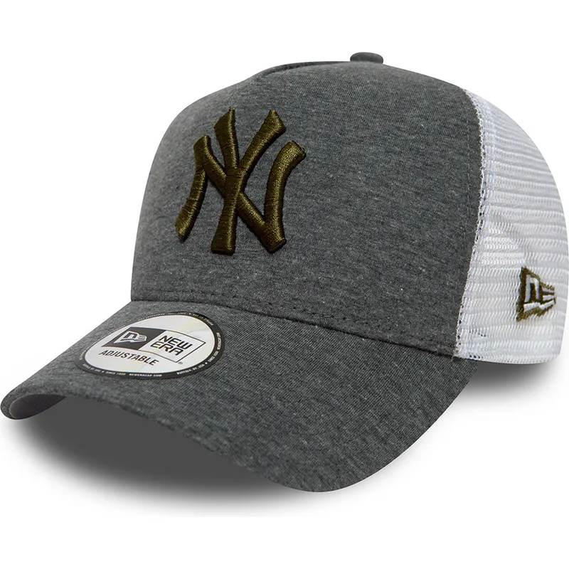 kapa-zaobljena-siva-snapback-9forty-essential-jersey-new-york-yankees-mlb-new-era kapa-zaobljena-siva-snapback-9forty-essential-jersey-new-york-yankees-mlb-new-era