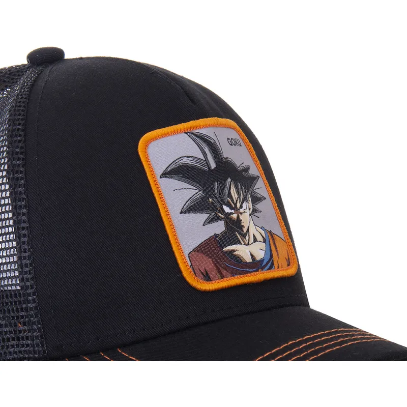 cap-zaobljena-black-snapback-son-goku-dragon-ball-capslab