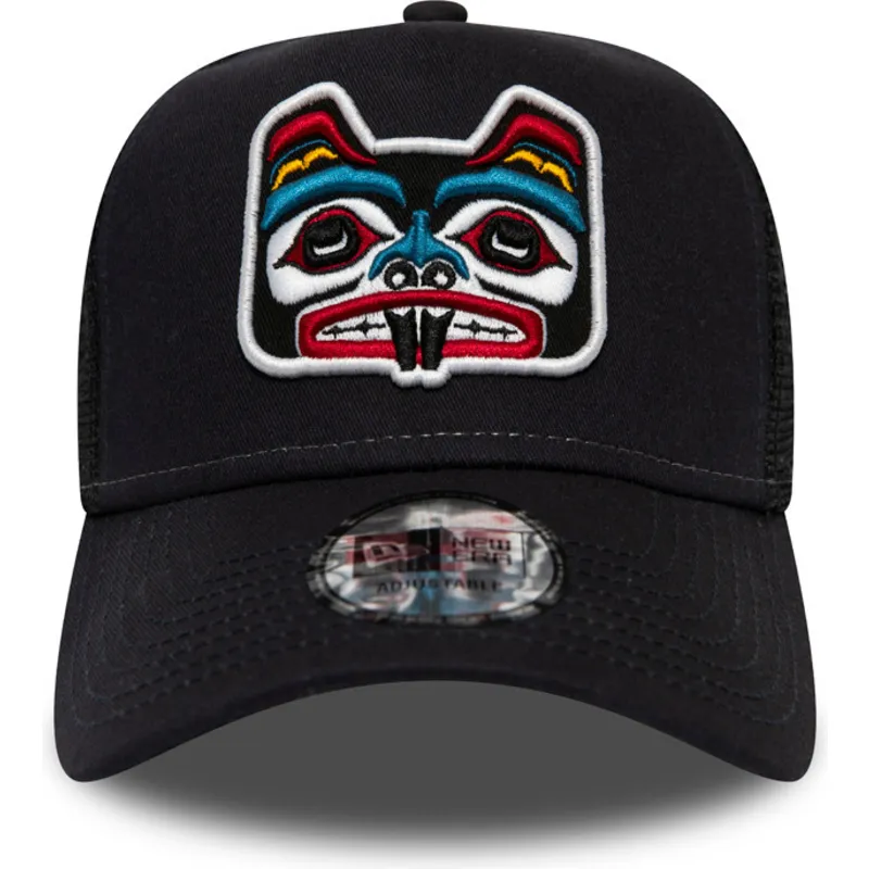 kapa-zaobljena-mornarsko-plava-snapback-bear-tattoo-pack-a-frame-new-era