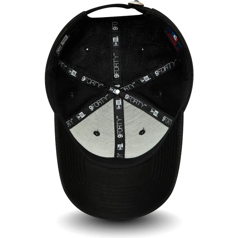 kapa-zaobljena-crna-podesiv-9forty-diamond-era-essential-boston-red-sox-mlb-new-era