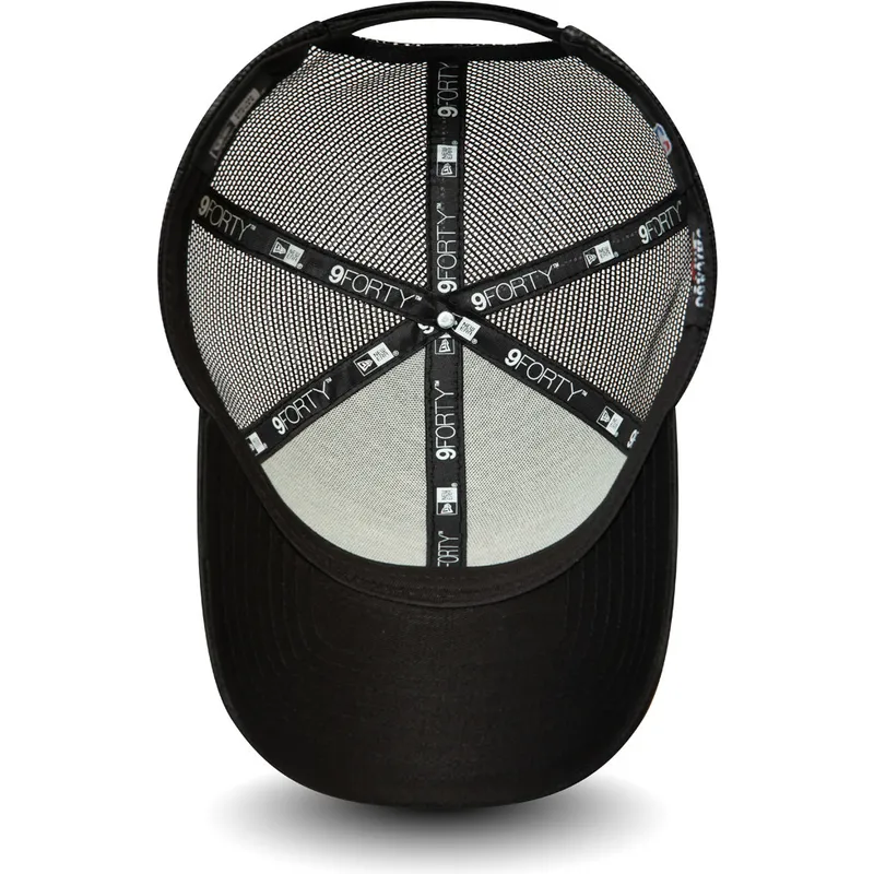 kapa-zaobljena-maskirni-podesiv-9forty-home-field-chicago-bulls-nba-new-era