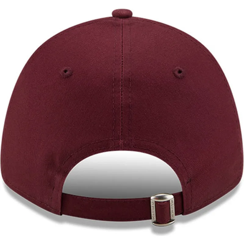 kapa-zaobljena-crvena-podesiv-9forty-league-essential-new-york-yankees-mlb-new-era kapa-zaobljena-crvena-podesiv-9forty-league-essential-new-york-yankees-mlb-new-era