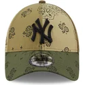 kapa-zaobljena-zelena-podesiv-9forty-paisley-print-new-york-yankees-mlb-new-era