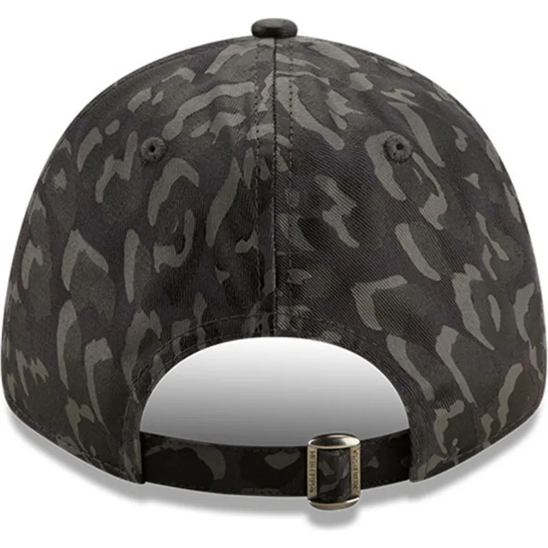 kapa-zaobljena-maskirni-podesiv-9forty-all-over-camo-chicago-bulls-nba-new-era