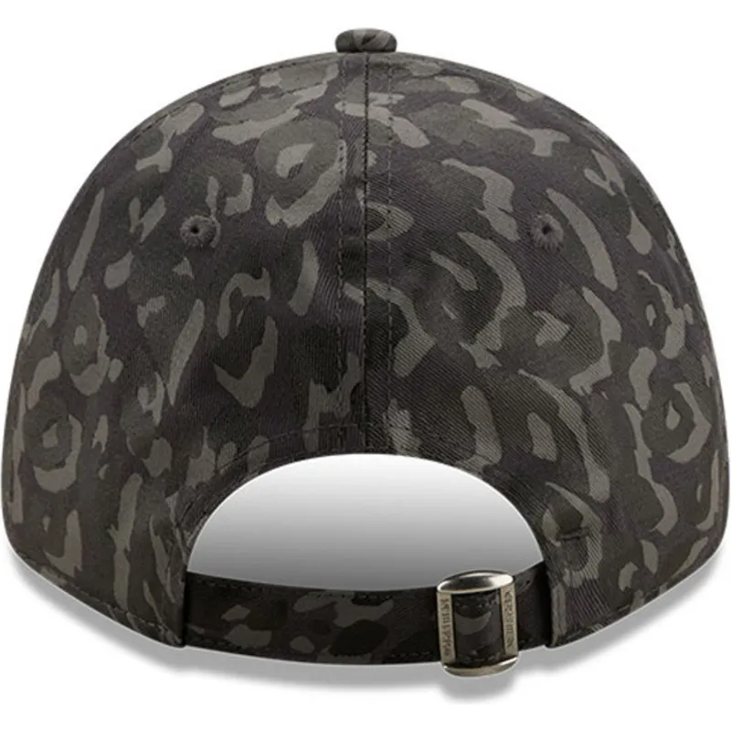 kape-zaobljena-maskirni-podesiva-traka-9forty-all-over-camo-new-york-yankees-mlb-new-era