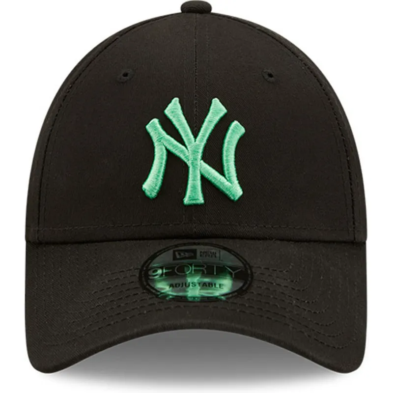kapa-zaobljena-crna-podesiv-9forty-league-essential-new-york-yankees-mlb-new-era