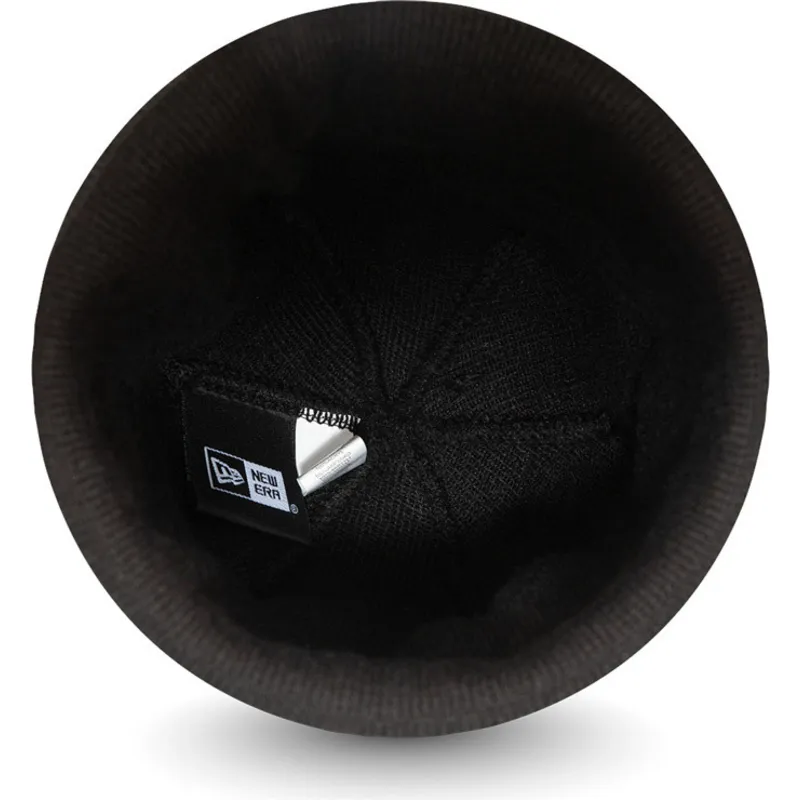 kapa-crna-essential-cuff-new-era