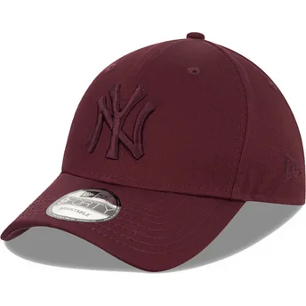 kapa-zaobljena-crvena-snapback-9forty-league-essential-new-york-yankees-mlb-new-era