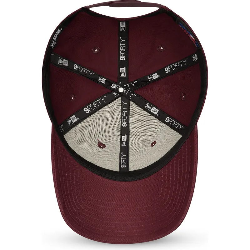 kapa-zaobljena-crvena-snapback-9forty-league-essential-new-york-yankees-mlb-new-era kapa-zaobljena-crvena-snapback-9forty-league-essential-new-york-yankees-mlb-new-era