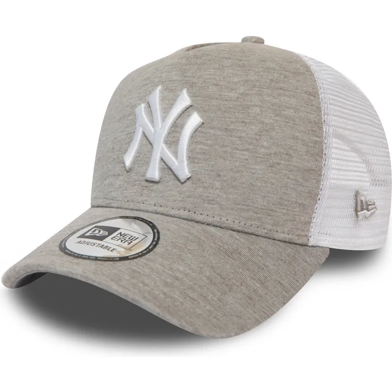 kapa-zaobljena-siva-snapback-a-frame-jersey-essential-new-york-yankees-mlb-new-era kapa-zaobljena-siva-snapback-a-frame-jersey-essential-new-york-yankees-mlb-new-era