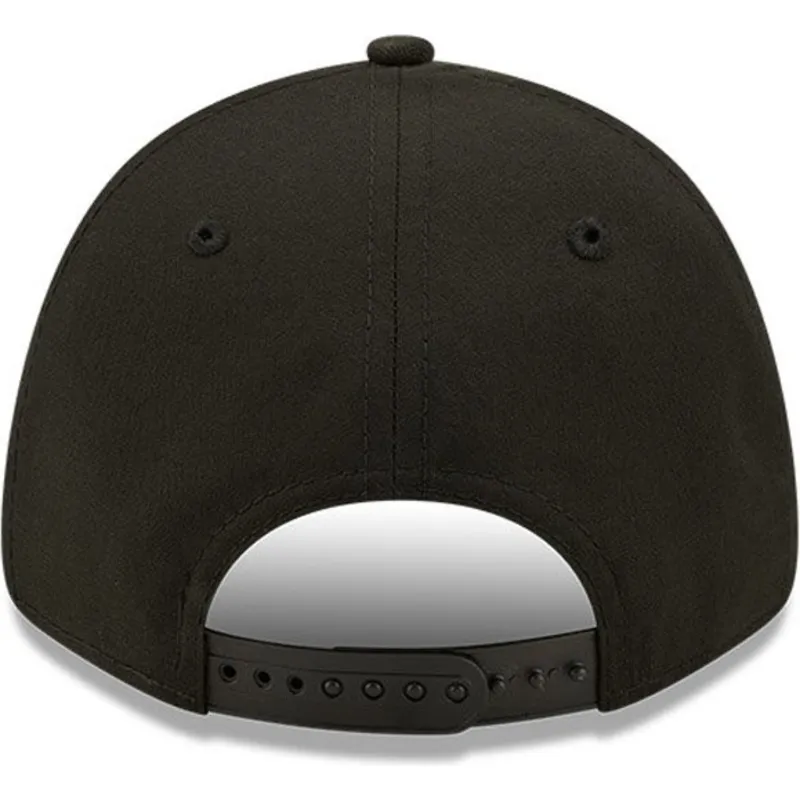 kapa-zaobljena-crna-snapback-rosa-9forty-black-base-new-york-yankees-mlb-new-era