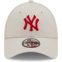 kapa-zaobljena-bez-podesiv-9forty-league-essential-new-york-yankees-mlb-new-era