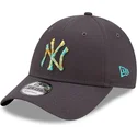 kapa-zaobljena-siva-podesiv-9forty-camo-infill-new-york-yankees-mlb-new-era