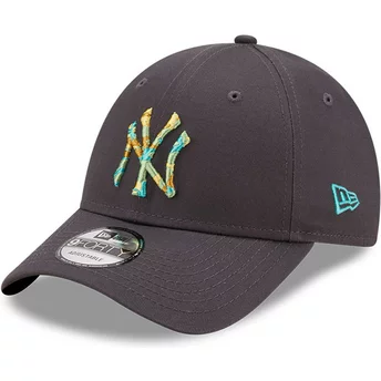 New Era Curved Brim 9FORTY Camo Infill New York Yankees MLB Grey Adjustable Cap