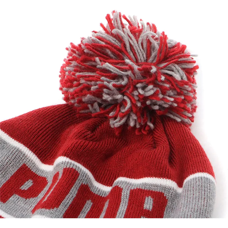 kapa-pompon-crvena-puma