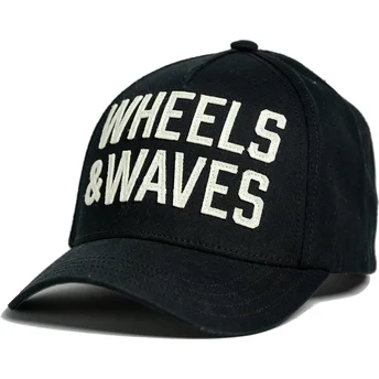 cap-zaobljena-black-snapback-wheels-and-waves