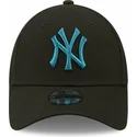 kapa-zaobljena-crna-podesiv-za-djecu-9forty-league-essential-new-york-yankees-mlb-new-era