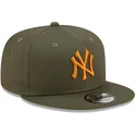 kapa-ravna-zelena-snapback-9fifty-league-essential-new-york-yankees-mlb-new-era
