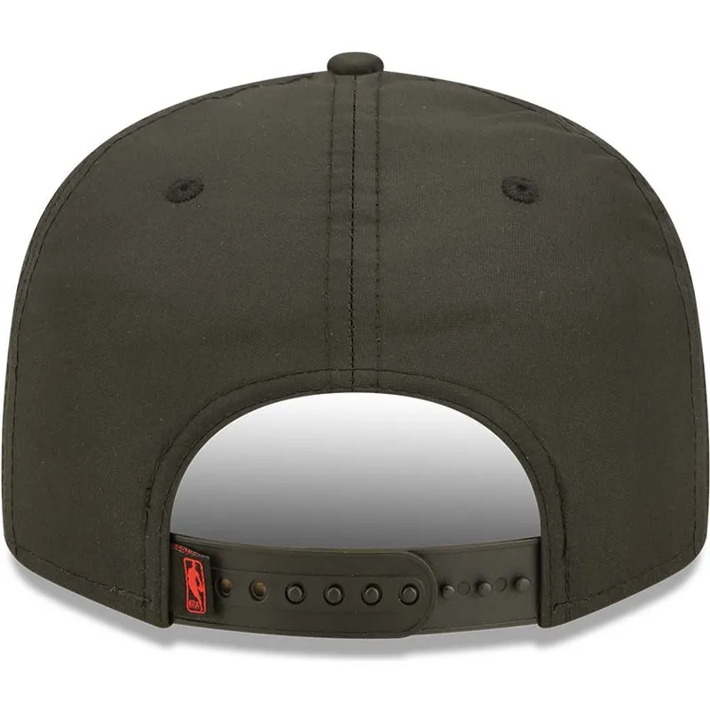 kapa-ravna-crna-snapback-9fifty-neon-pack-chicago-bulls-nba-new-era