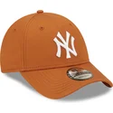 kapa-zaobljena-smeda-podesiv-9forty-league-essential-new-york-yankees-mlb-new-era