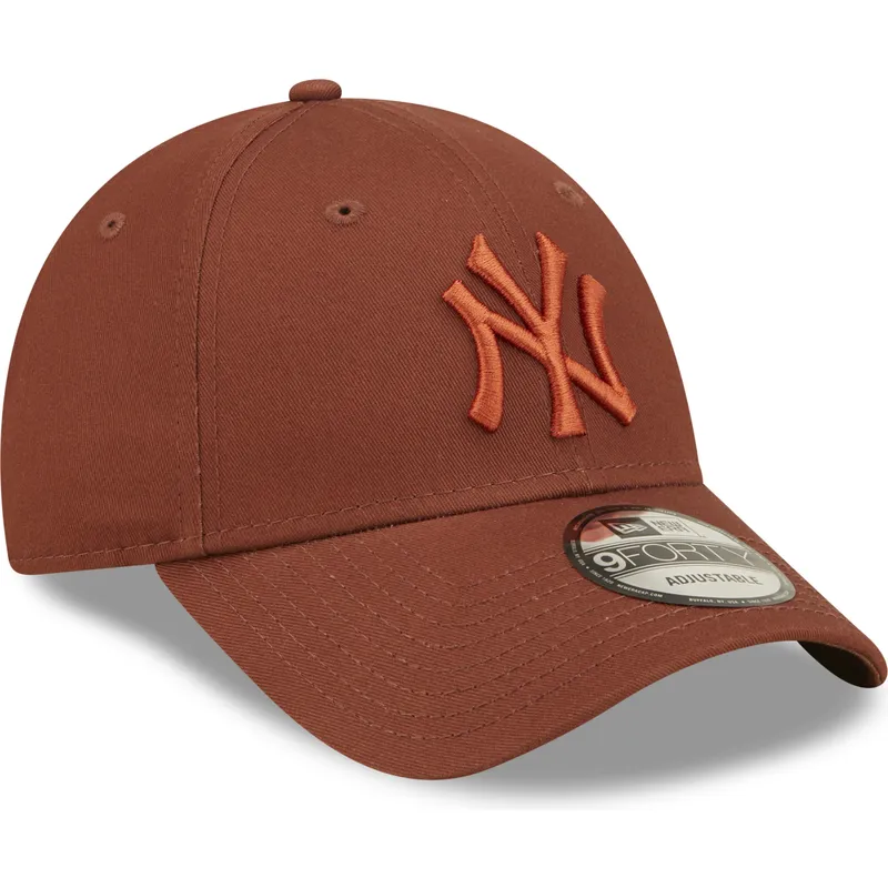 kapa-zaobljena-smeda-podesiv-9forty-league-essential-new-york-yankees-mlb-new-era
