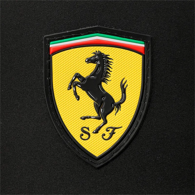 kapa-zaobljena-crna-snapback-sf-team-ferrari-formula-1-puma