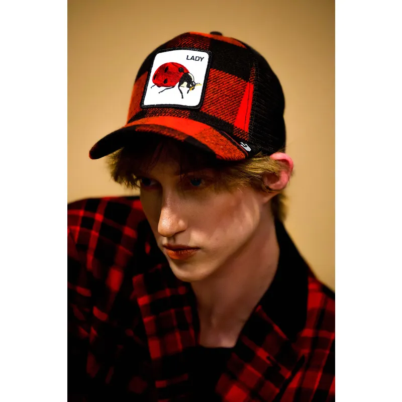 kapa-zaobljena-crvena-snapback-lady-plaidy-bug-the-farm-goorin-bros kapa-zaobljena-crvena-snapback-lady-plaidy-bug-the-farm-goorin-bros
