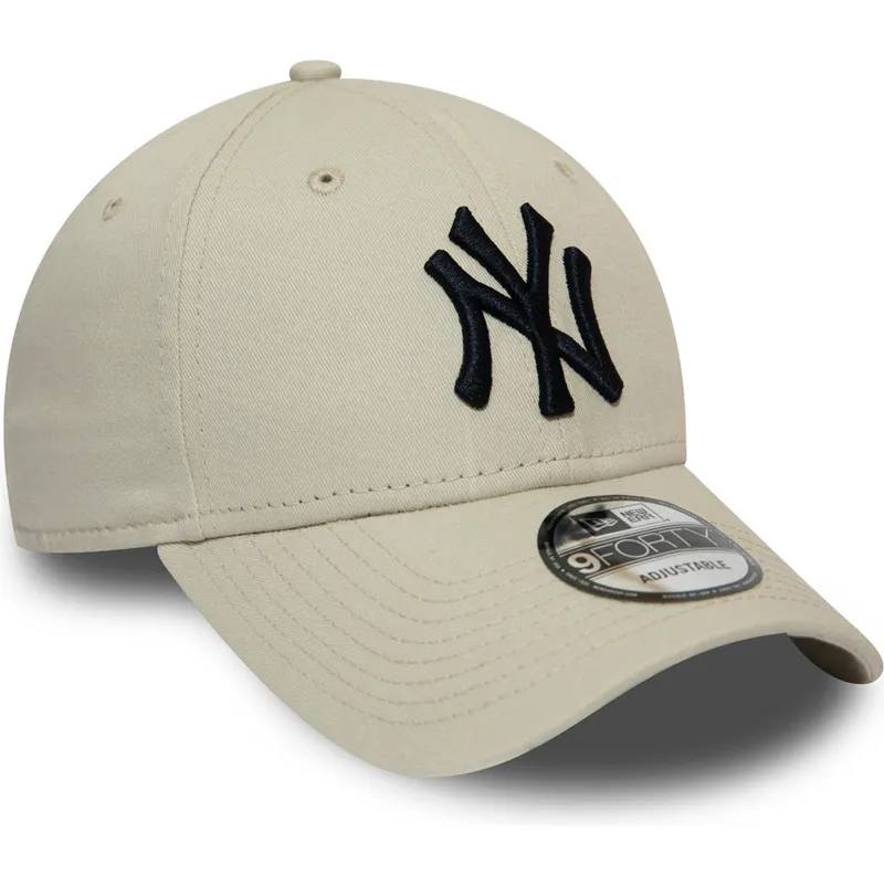 kapa-zaobljena-bez-podesiv-9forty-league-essential-new-york-yankees-mlb-new-era