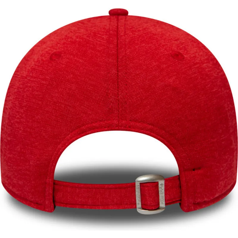 kapa-zaobljena-crvena-podesiv-9forty-shadow-tech-chicago-bulls-nba-new-era