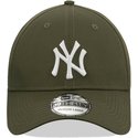 new-era-curved-brim-39thirty-league-essential-new-york-yankees-mlb-green-fitted-cap